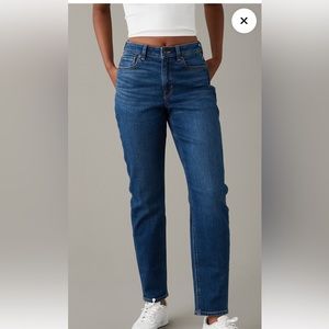 AE Mom Jeans Stretch medium wash